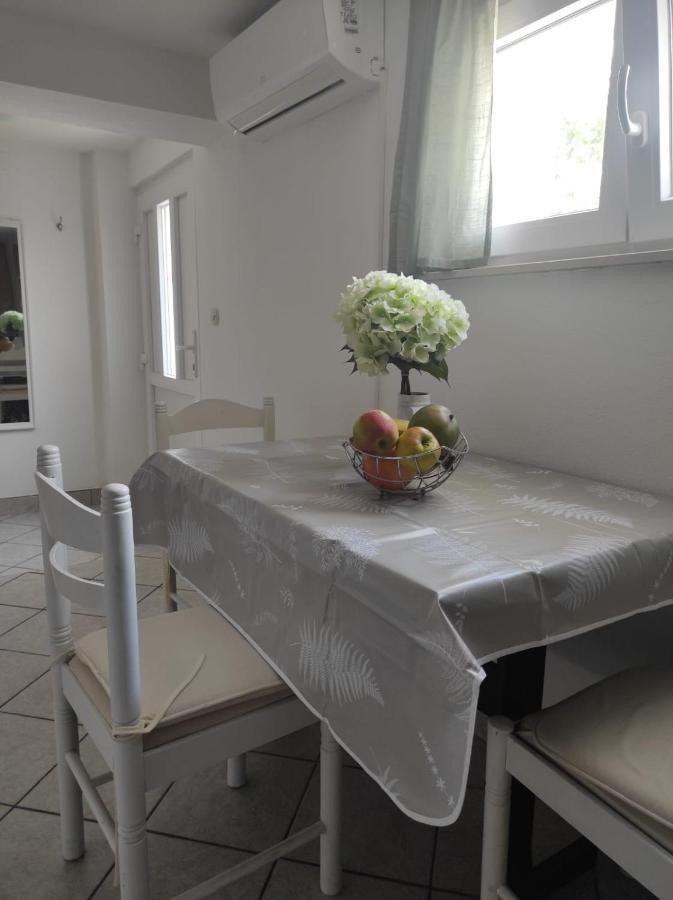 Studio Apartment Petrov Sibenik Bagian luar foto