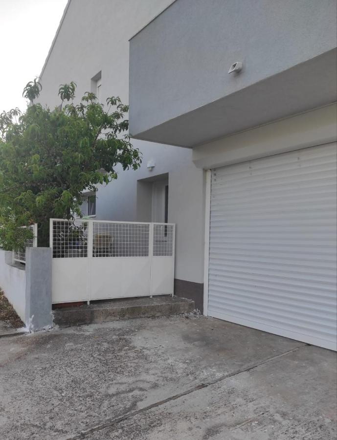 Studio Apartment Petrov Sibenik Bagian luar foto