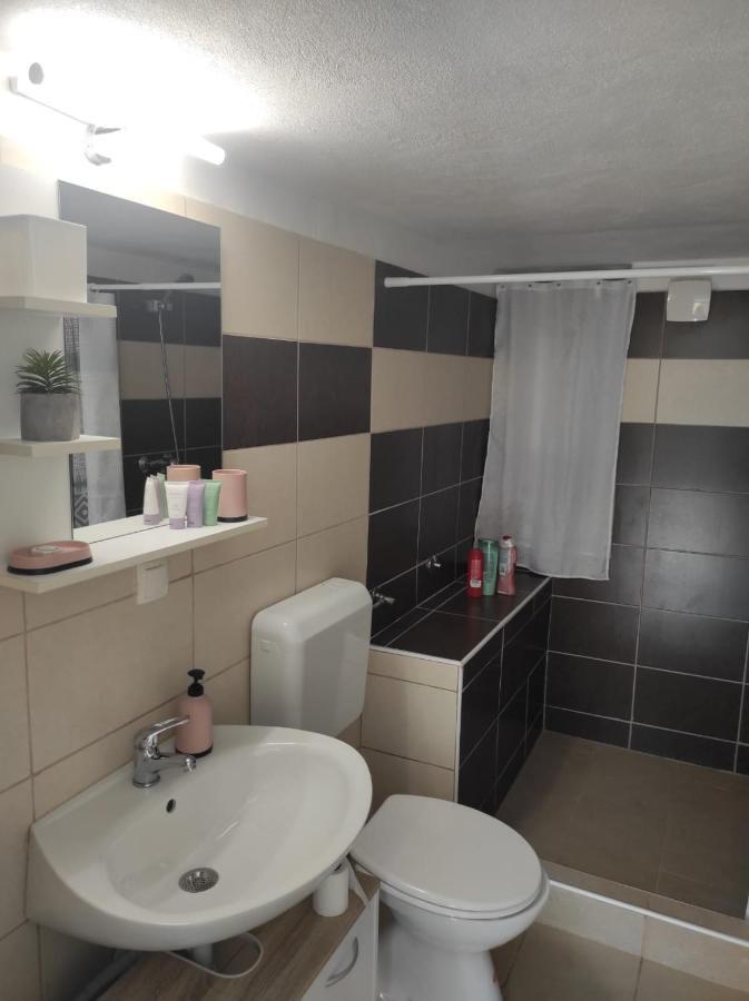 Studio Apartment Petrov Sibenik Bagian luar foto